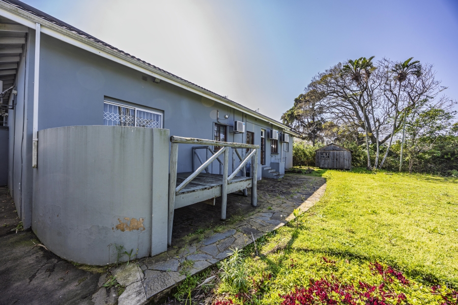 8 Bedroom Property for Sale in Vincent Eastern Cape